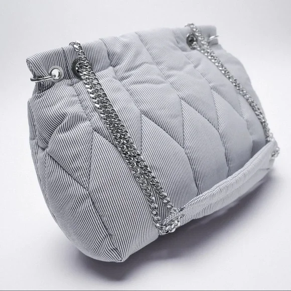 NWT. Zara Blue Pinstripe Quilted Shoulder Bag. - Picture 3 of 11